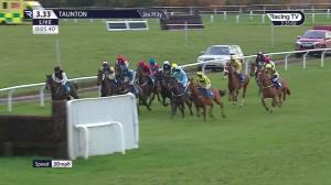 Video preview image for TAUNTON 15:33 - Save Our Sport Sign The Petition Handicap Chase (5)