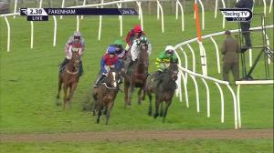 Video preview image for Fakenham 14:30 - Greene King Flint Eye Mares' Handicap Hurdle (Qualifier) (4)