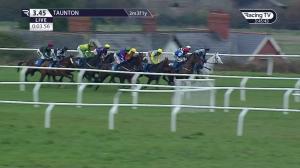 Video preview image for TAUNTON 15:45 - Festive Fixture 14th December Handicap Hurdle (5) (Div 2)