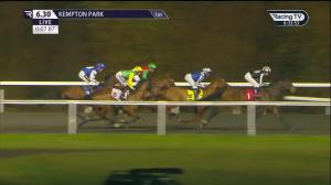 Video preview image for KEMPTON PARK 18:30 - Unibet Support Safe Gambling Fillies' Novice Stakes (5)