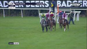 Video preview image for Wincanton 15:20 - TrustATrader You Can Trust Our Traders Handicap Hurdle (3)