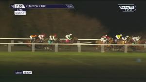 Video preview image for KEMPTON PARK 19:00 - Unibet More Extra Place Races Handicap (3)