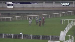 Video preview image for Catterick Bridge 15:23 - Sky Bet Request A Bet Handicap Hurdle (4)