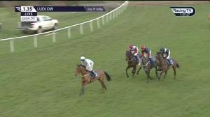 Video preview image for Ludlow 13:35 - Vobe Electrics Juvenile Hurdle (4)