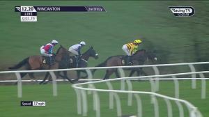 Video preview image for Wincanton 12:20 - Virgin Bet Novices' Hurdle (4)