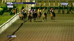Video preview image for KEMPTON PARK 17:30 - Try Unibet's New Acca Boosts Classified Stakes (6) (Div 2)