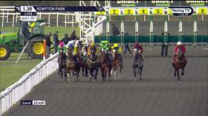 Video preview image for KEMPTON PARK 13:30 - Unibet Zero% Mission Maiden Stakes (5)