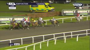 Video preview image for KEMPTON PARK 19:30 - Unibet Zero% Mission EBF Maiden Fillies' Stakes (5)