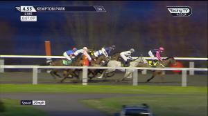 Video preview image for KEMPTON PARK 16:55 - Unibet More Extra Place Races Amateur Jockeys' Handicap (Qualifier) (4)
