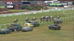 Video preview image for Musselburgh 16:05 - Bet365 Handicap Hurdle (Qualifier) (4)