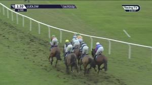 Video preview image for Ludlow 15:50 - Visit racingtv.com Handicap Chase (4)