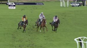 Video preview image for Catterick Bridge 15:00 - Jumping For Joy On Racing TV Novices' Handicap Chase (4)