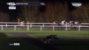 Video preview image for KEMPTON PARK 18:30 - Unibet Zero% Mission Fillies' Handicap (Qualifier) (4)