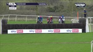 Video preview image for Fakenham 15:10 - Tim Barclay Memorial Handicap Chase (4)