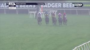 Video preview image for Wincanton 14:05 - Jennings Bet Kingwell Hurdle (Grade 2) (1)