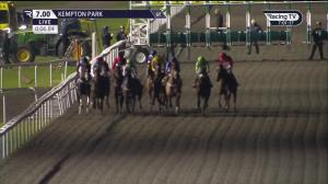 Video preview image for KEMPTON PARK 19:00 - Unibet More Extra Place Races Handicap (Qualifier) (4)