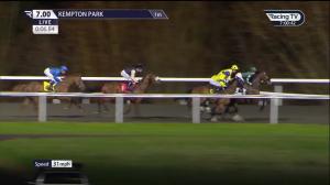 Video preview image for KEMPTON PARK 19:00 - 'European Road To The Kentucky Derby' Conditions Stakes (3)