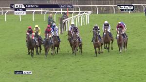Video preview image for TAUNTON 16:25 - Stables Business Park Handicap Hurdle (4)