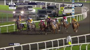 Video preview image for KEMPTON PARK 18:45 - Unibet More Boosts In More Races Handicap (4)