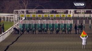 Video preview image for KEMPTON PARK 19:30 - Unibet Proudly Supports www.racinghome.org.uk Handicap (6) (Div 2)