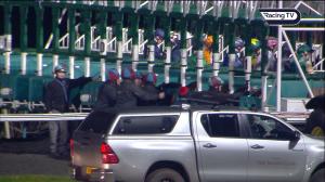 Video preview image for KEMPTON PARK 20:00 - Unibet More Extra Place Races Handicap (6)