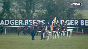 Video preview image for Wincanton 16:05 - Wiltshire Bobby Van Trust Handicap Hurdle (5)