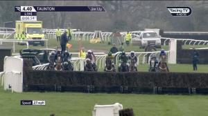 Video preview image for TAUNTON 16:40 - William Hill Cheltenham Offers Handicap Chase (5)