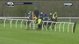 Video preview image for Huntingdon 15:50 - Discover Whats Trending rhino.bet Casino Handicap Hurdle (5)
