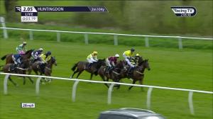 Video preview image for Huntingdon 14:05 - Racing TV Novices' Handicap Chase (5)