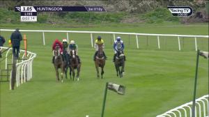 Video preview image for Huntingdon 15:05 - Racing TV Handicap Hurdle (4)