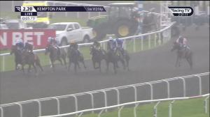 Video preview image for KEMPTON PARK 14:20 - Virgin Bet fives/EBF Novice Stakes (5)