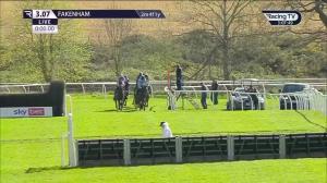 Video preview image for Fakenham 15:07 - Aldiss Seniors' Handicap Hurdle (4)