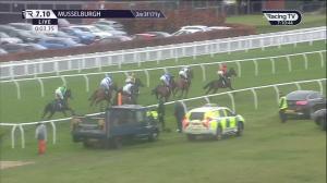 Video preview image for Musselburgh 19:10 - Racing TV Handicap Hurdle (5)