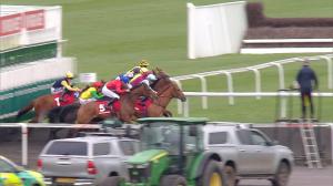 Video preview image for KEMPTON PARK 14:05 - Virgin Bet Daily Price Boosts Snowdrop Fillies' Stakes (Listed) (1)
