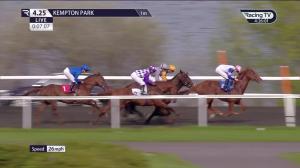 Video preview image for KEMPTON PARK 16:25 - Virgin Bet Best Odds Daily British EBF Conditions Stakes (2)