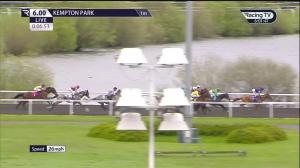 Video preview image for Kempton Park 18:00 - Try Unibet's New Acca Boosts Novice Stakes (5)