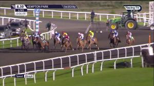 Video preview image for KEMPTON PARK 20:30 - Bet @ racingtv.com Handicap (6)