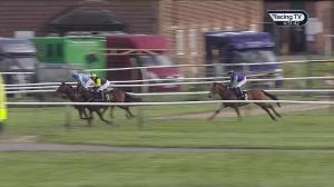 Video preview image for NOTTINGHAM 16:50 - Flat Is Back With rhino.bet Novice Stakes (5)