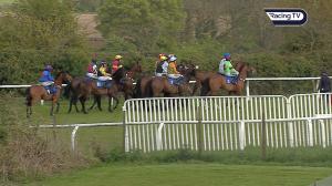 Video preview image for TAUNTON 16:42 - Taunton Racecourse Business Club Novices' Hurdle (4)
