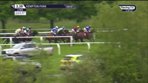 Video preview image for KEMPTON PARK 15:30 - Molson Coors Maiden Hurdle (4)