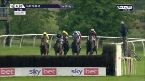 Video preview image for Fakenham 16:20 - Gamble Plant Norfolk National Handicap Chase (3)
