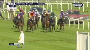Video preview image for Stratford-on-Avon 17:50 - Bet At racingtv.com Novices' Limited Handicap Hurdle (5) (Div 1)
