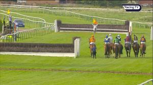 Video preview image for Warwick 17:35 - Teeing Off The Valley Conditional Jockeys' Handicap Chase (5)