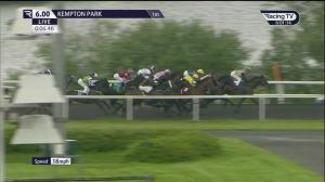 Video preview image for KEMPTON PARK 18:00 - Unibet More Extra Place Races Handicap (Qualifier) (4)