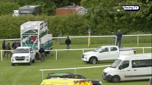 Video preview image for Leicester 17:20 - Leicester Children's Hospital Fillies' Handicap (5)