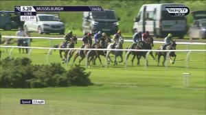Video preview image for Musselburgh 17:20 - Edinburgh Gin Cannonball Handicap (6)
