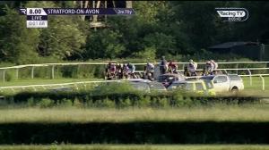 Video preview image for Stratford-on-Avon 20:00 - Squab Storage Mares' Novices' Limited Handicap Hurdle (5)