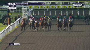 Video preview image for KEMPTON PARK 17:05 - Unibet More Extra Place Races Apprentice Handicap (5)