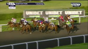 Video preview image for KEMPTON PARK 20:15 - Unibet Support Safe Gambling Handicap (Qualifier) (6) (Div 2)