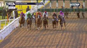 Video preview image for KEMPTON PARK 20:45 - racingtv.com Handicap (Qualifier) (5)